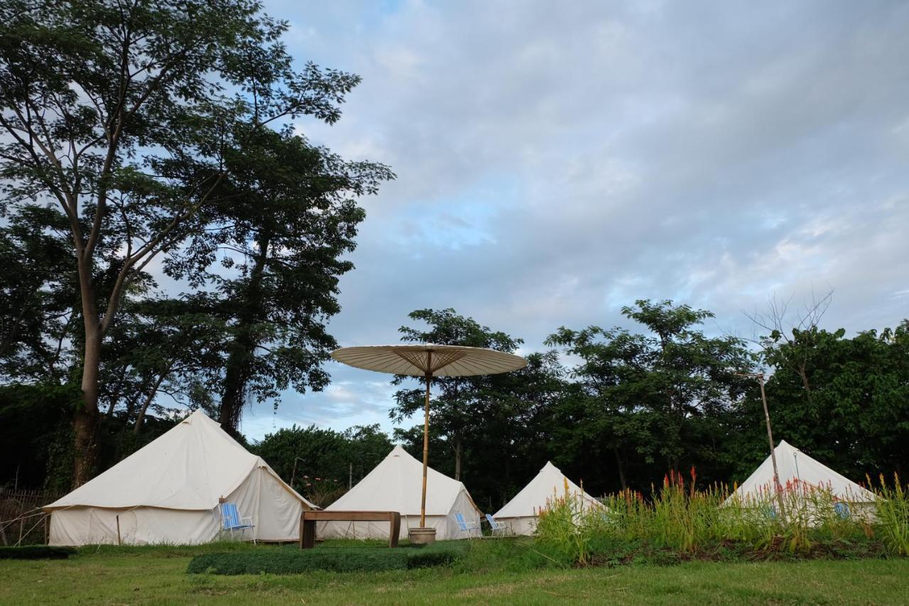 Camp Story Chiangmai Hotel Chiang Mai Exterior photo
